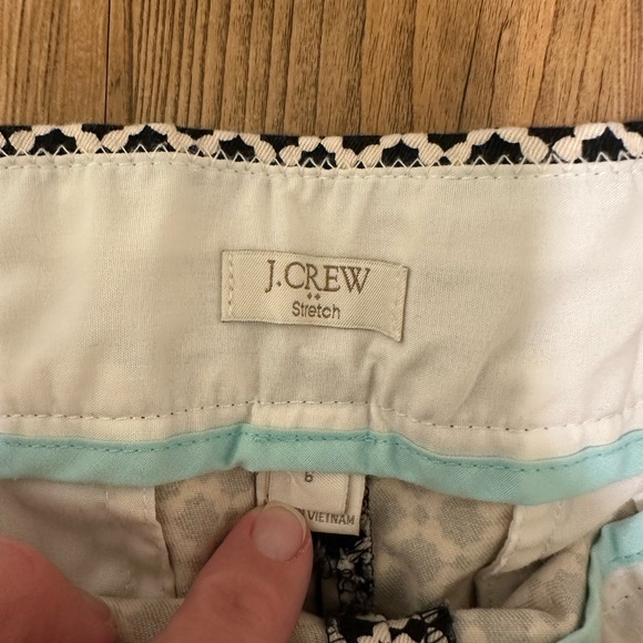 J. Crew Black and White Geometric Women's Shorts - Picture 4 of 5